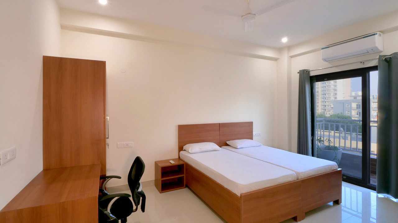 1 RkApartment For Rent in Sector 14