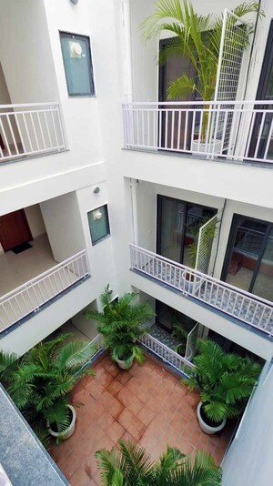 Balcony in 1 RK Apartment at Sector 14 – for Rent