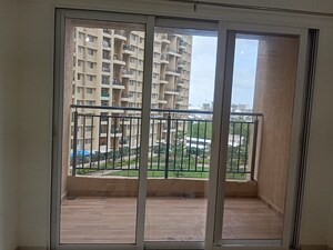 Room in 2 BHK Apartment at Kolte Patil Life Republic, Hinjewadi – for Rent