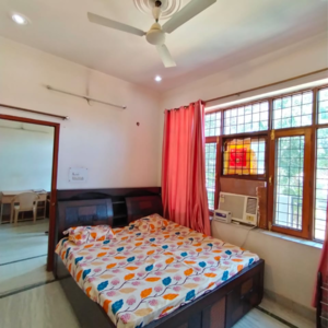 Bedroom in 1.5 BHK Villa at Sector 23 – for Rent