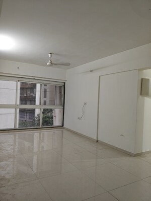 Room in 2 BHK Apartment at Godrej Central, Chembur – for Sale