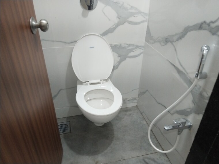 Bathroom, raunak-delight 1 Bedroom 750 Sq.Ft. Apartment In Owale Thane 9250657