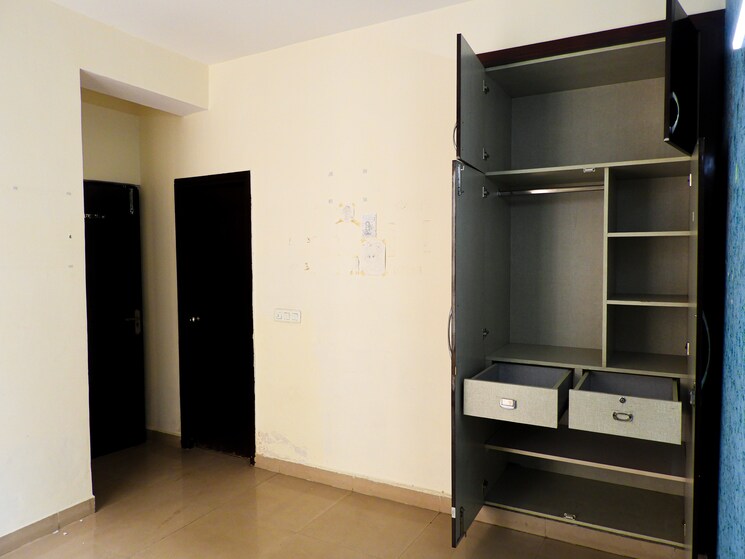 undefined, ace-platinum 4 Bedroom 1950 Sq.Ft. Apartment In Zeta I Greater Noida Greater Noida 9250458