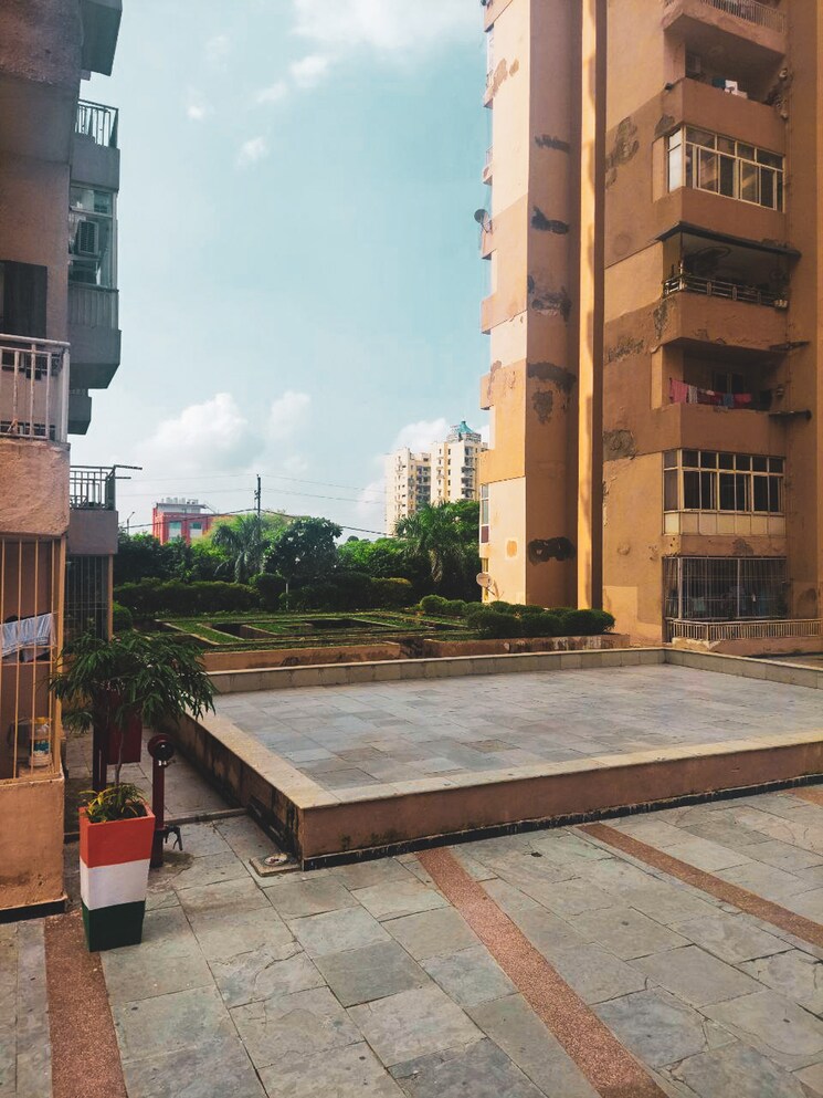 Exterior View, ace-platinum 4 Bedroom 1950 Sq.Ft. Apartment In Zeta I Greater Noida Greater Noida 9250458