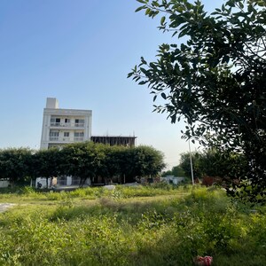  Plot For Sale in BPTP Parkland, Sector 75