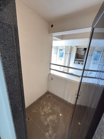 Bathroom in 2 BHK Apartment at Puraniks City Reserva, Ghodbunder Road – for Sale