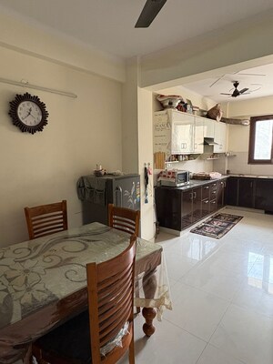 Team Area in 2 BHK Builder Floor at Sector 23 – for Rent