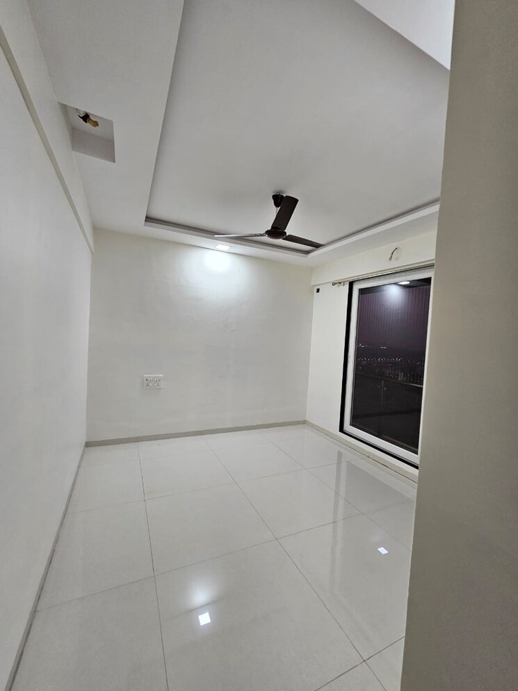 Master Bedroom, galaxy-green-woods 3 Bedroom 1705 Sq.Ft. Apartment In Kharghar Navi Mumbai 9250612