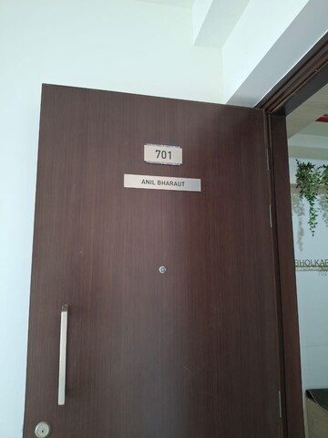 Room in 1 BHK Apartment at Puranik City Reserva, Ghodbunder Road – for Rent