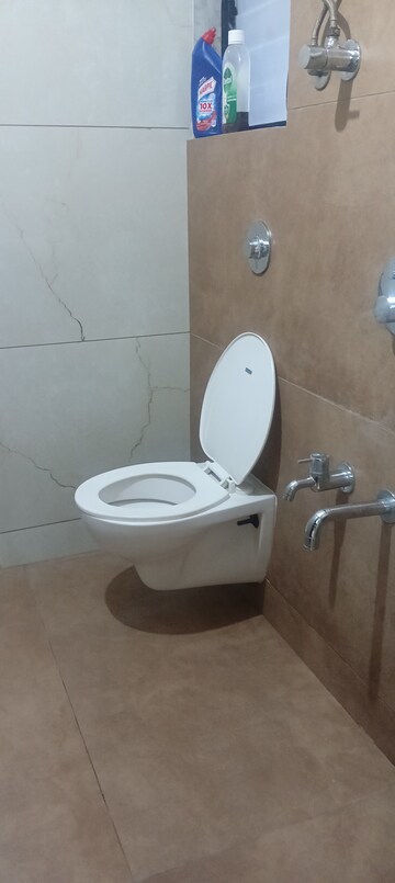 Bathroom in 1 BHK Apartment at Puraniks Tokyo Bay, Kasarvadavali – for Rent