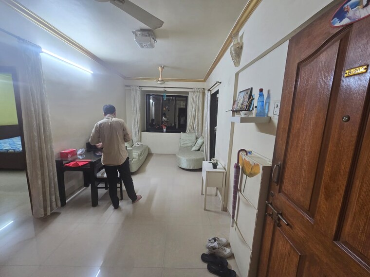 Gym, rosa-gardenia 1 Bedroom 640 Sq.Ft. Apartment In Ghodbunder Road Thane 9250628