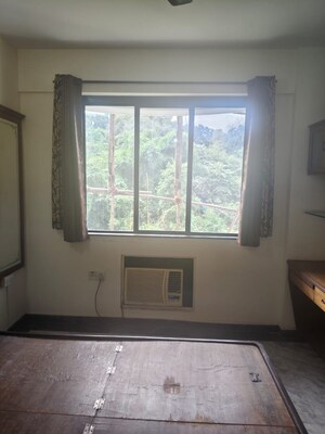 Room in 1 BHK Apartment at Hiranandani Estate Canosa, Ghodbunder Road – for Rent