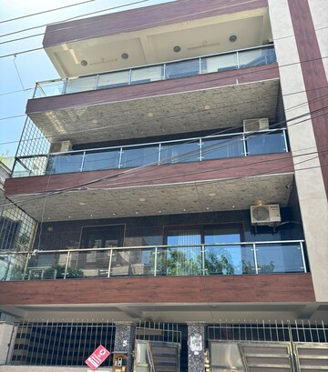 4 BHK Builder Floor – Exterior View View at Sector 40 - for Rent