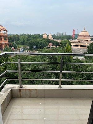 Balcony in 1 BHK Apartment at Sector 23 Dwarka – for Rent