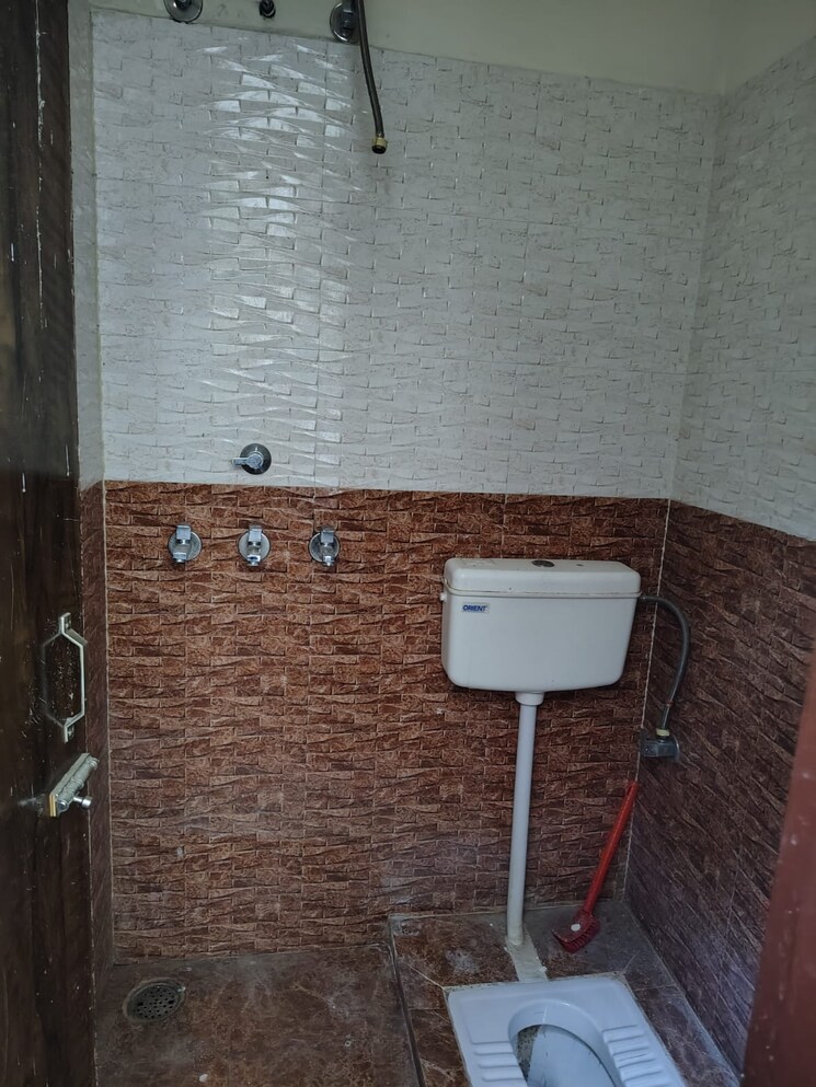 Bathroom, dhakoli 3 Bedroom 800 Sq.Ft. Independent House In Dhakoli Zirakpur 9250737
