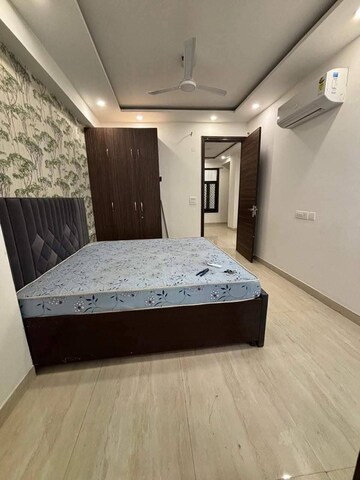 Bedroom in 1 BHK Builder Floor at Saket – for Rent
