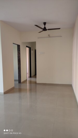 1 BHK Apartment For Rent in Raunak Unnathi Greens, Kasarvadavali