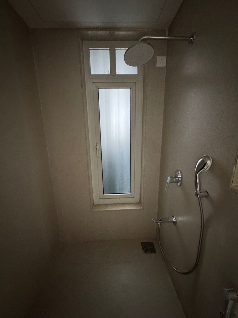 Room, courtyard-by-narang-realty-and-the-wadhwa-group 2 Bedroom 830 Sq.Ft. Apartment In Pokhran Road No Two Thane 9250782