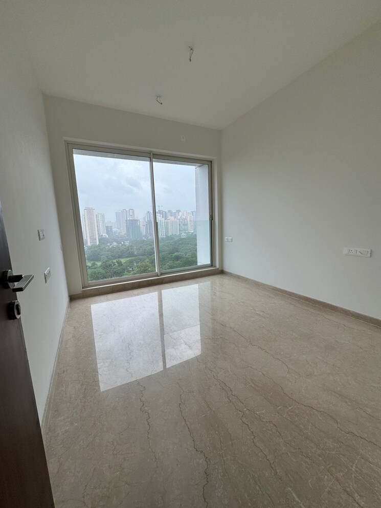 Room, courtyard-by-narang-realty-and-the-wadhwa-group 2 Bedroom 830 Sq.Ft. Apartment In Pokhran Road No Two Thane 9250782