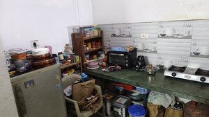 Parking in 1 BHK Independent House at Gomti Nagar – for Rent