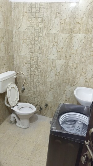 Bathroom in 1 BHK Independent House at Gomti Nagar – for Rent
