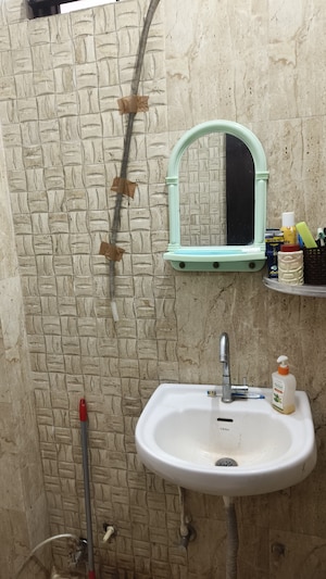 Bathroom in 1 BHK Independent House at Gomti Nagar – for Rent