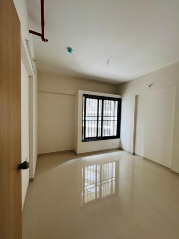 Room in 2 BHK Apartment at Kohinoor Courtyard One, Wakad – for Sale