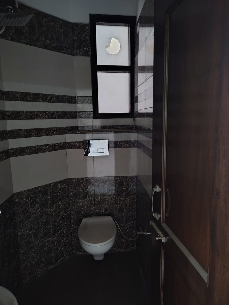 Bathroom, ms-enclave-zirakpur 6 Bedroom 2000 Sq.Ft. Independent House In Dhakoli Zirakpur 9250850