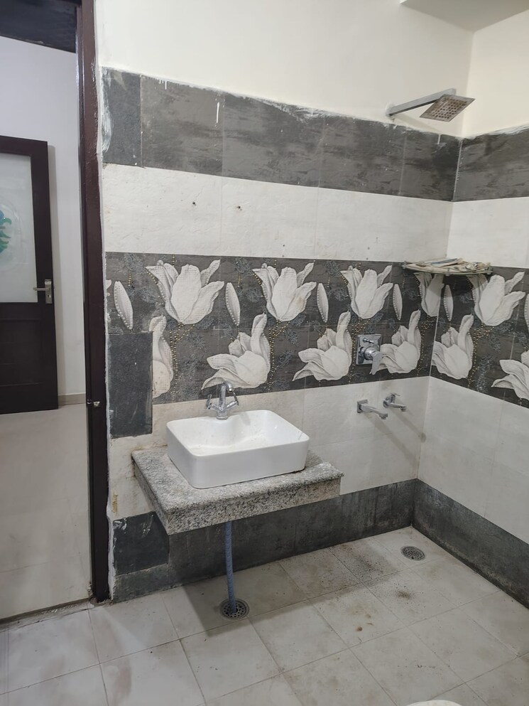 Team Area, ms-enclave-zirakpur 6 Bedroom 2000 Sq.Ft. Independent House In Dhakoli Zirakpur 9250850