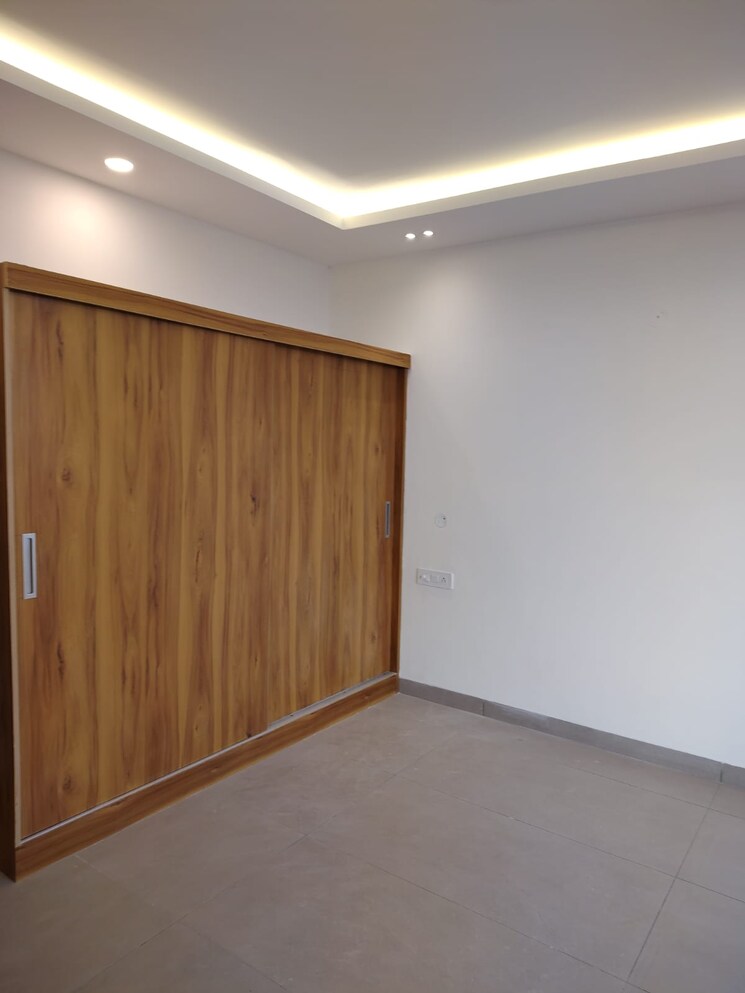 Room, ms-enclave-zirakpur 6 Bedroom 2000 Sq.Ft. Independent House In Dhakoli Zirakpur 9250850