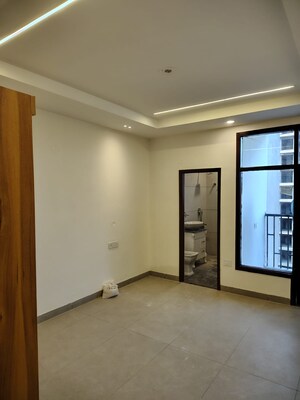 Room in 6 BHK Independent House at MS Enclave Zirakpur, Dhakoli – for Sale