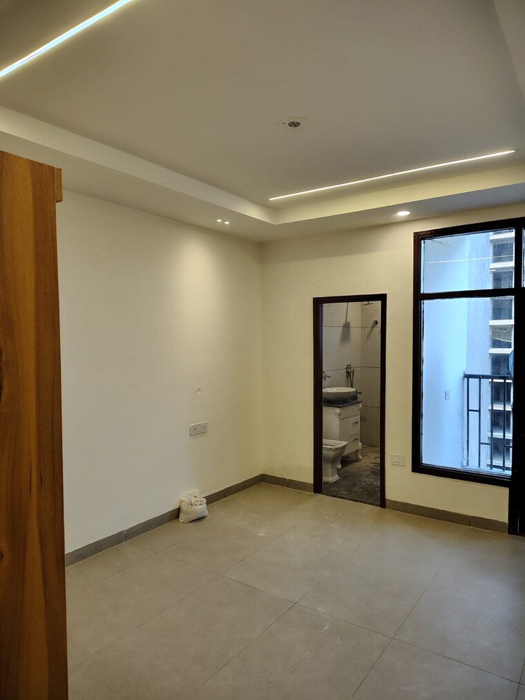 Room, ms-enclave-zirakpur 6 Bedroom 2000 Sq.Ft. Independent House In Dhakoli Zirakpur 9250850