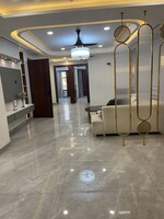 4 BHK + Extra Room 1500 Sq.Mt. Builder Floor in Vasundhara 