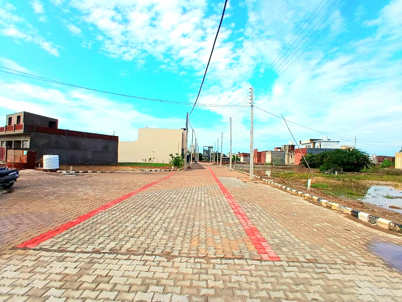 Plot For Sale in Bn Enclave