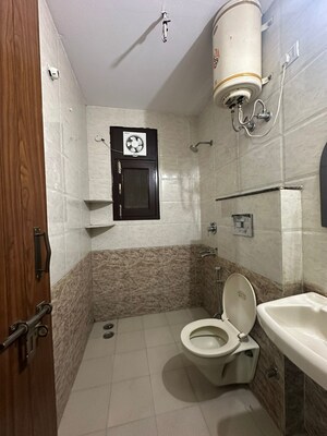 Bathroom in 3 BHK Apartment at Sector 15 – for Rent