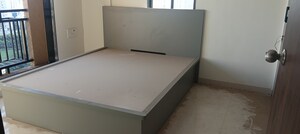 Room in 2 BHK Apartment at Puraniks City Reserva, Ghodbunder Road – for Rent