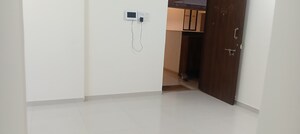 Room in 2 BHK Apartment at Puraniks City Reserva, Ghodbunder Road – for Rent