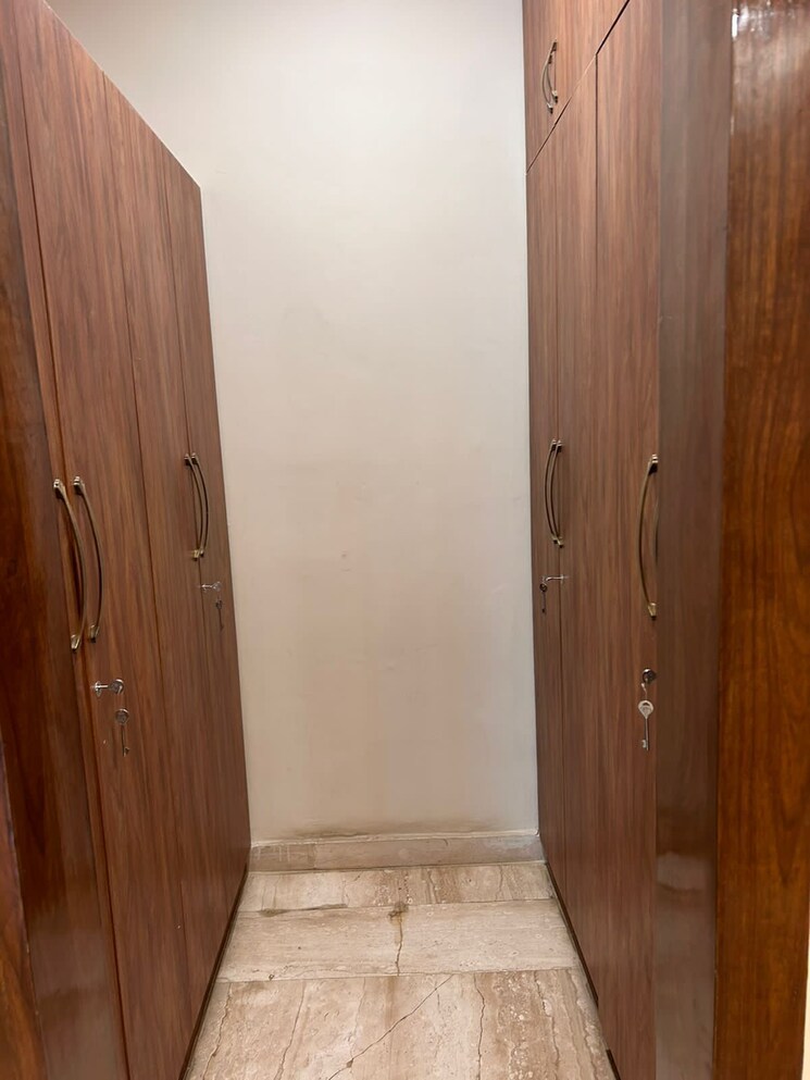 Bathroom, bestech-park-view-city-2 3 Bedroom 1859 Sq.Ft. Apartment In Sector 49 Gurgaon 9250881