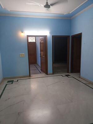 Room in 2 BHK Villa at Sector 49 – for Rent