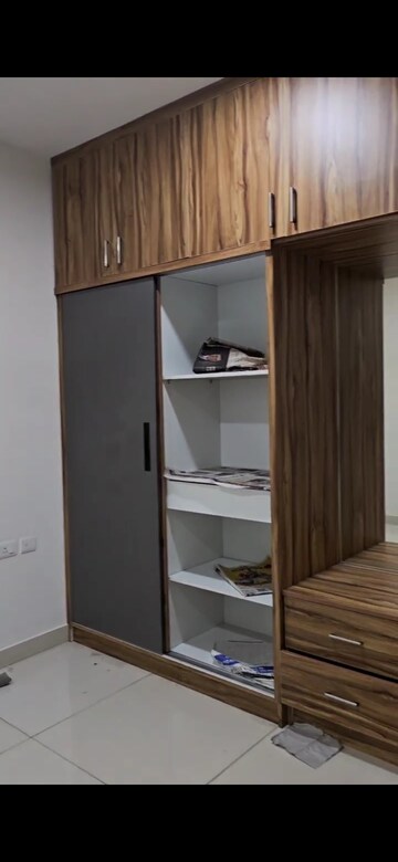 Furnished Amenities in 2.5 BHK Apartment at Prestige Tranquil, Kokapet – for Rent