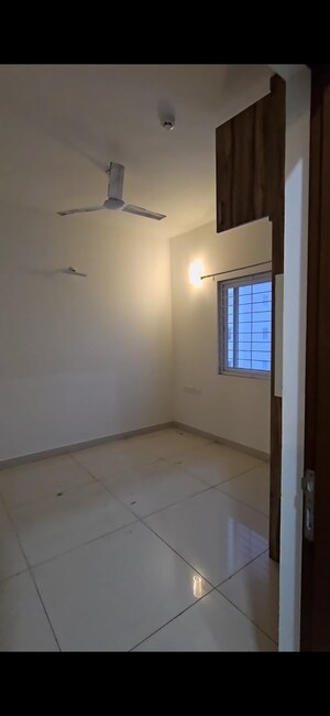 Room in 2.5 BHK Apartment at Prestige Tranquil, Kokapet – for Rent