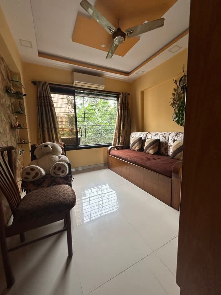 2 BHK Apartment For Rent in Shree Chitrakut CHS