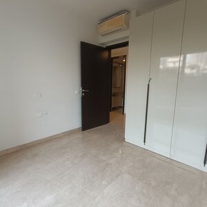 Room in 2 BHK Apartment at Hiranandani Zen Atlantis, Powai – for Rent