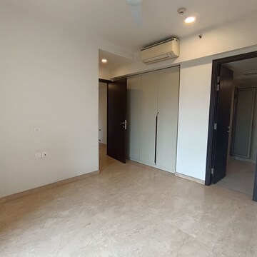 Room in 2 BHK Apartment at Hiranandani Zen Atlantis, Powai – for Rent