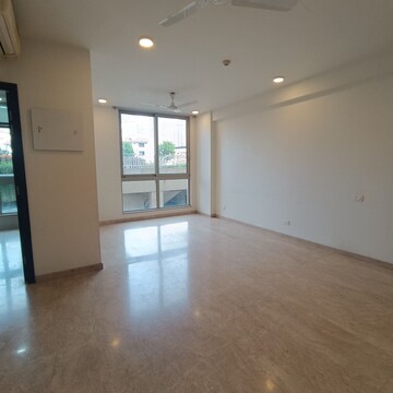 Room in 2 BHK Apartment at Hiranandani Zen Atlantis, Powai – for Rent