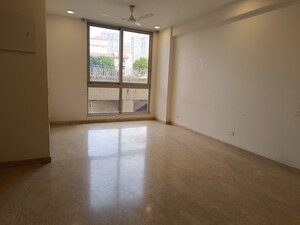 Room in 2 BHK Apartment at Hiranandani Zen Atlantis, Powai – for Rent