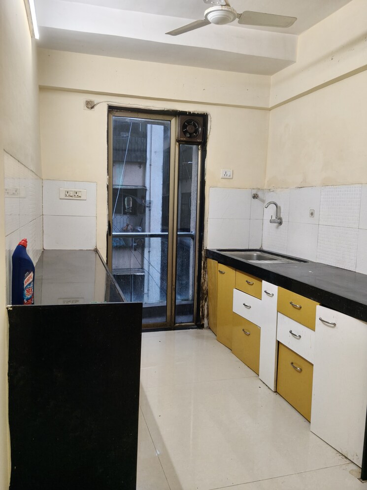 Kitchen, sarla-garden 2 Bedroom 1000 Sq.Ft. Apartment In Vakola Mumbai 9250985