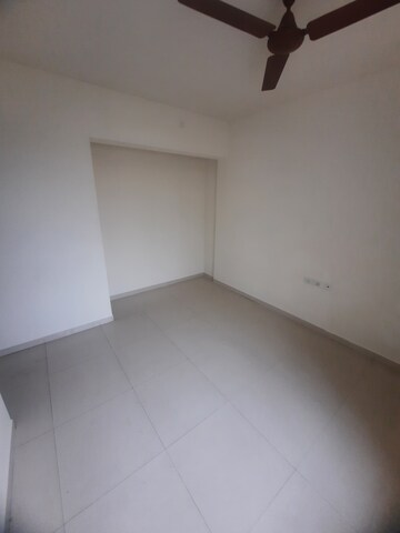 Room in 2 BHK Apartment at Vihang Golden Hills, Owale – for Rent