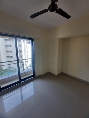 Furnished Amenities in 2 BHK Apartment at Vihang Golden Hills, Owale – for Rent