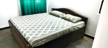 Bedroom in 1.5 BHK Apartment at Sector 14 Dwarka – for Rent